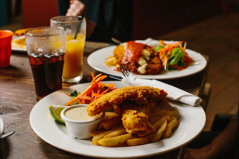 Mena Creek Hotel - Restaurants Sydney 2