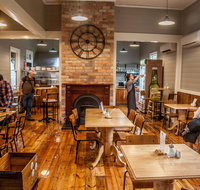 Tracks on Point Cafe - Restaurants Sydney