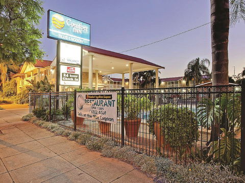 Comfort Inn Blue Lagoon Sails Restaurant - Sails Restaurant Closed Until Further Notice - Restaurants Sydney 1