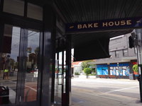 Ionsky's Bake House