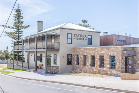 Tathra Hotel - Restaurants Sydney 1
