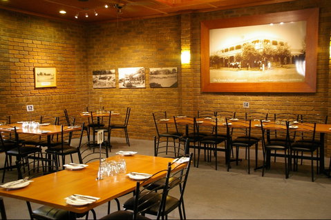 Crown Hotel Wentworth - Restaurants Sydney 2