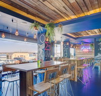 STAV'S - DRINKS EATS  BEATS - Restaurants Sydney