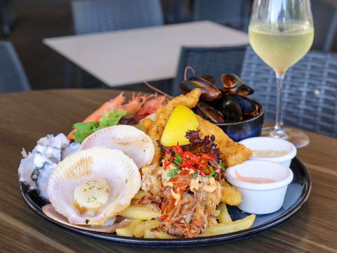 Oyster Bar Darwin - Restaurants Sydney 1