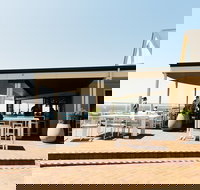 The Hill Bar and Kitchen - Restaurants Sydney