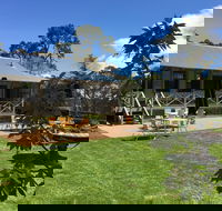 Mortimer's Wines Schoolhouse Cellar Door - Restaurants Sydney