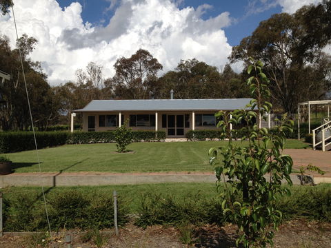 Mortimer's Wines Schoolhouse Cellar Door - Restaurants Sydney 2