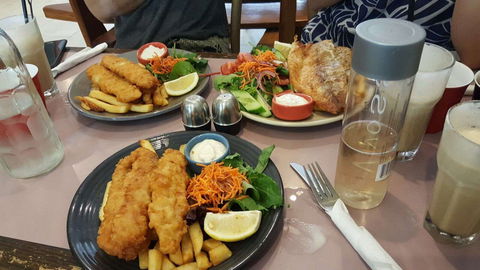 Zeebra Cafe - Restaurants Sydney 0
