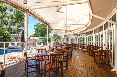 Poolside Restaurant And Bar - Restaurants Sydney 0
