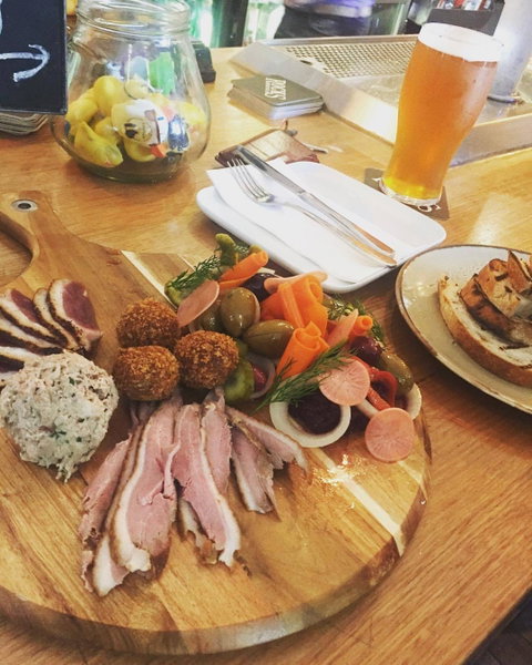 The Duck Inn Pub & Kitchen - Restaurants Sydney 0