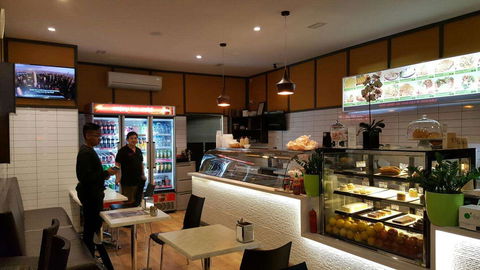 Window Cafe - Restaurants Sydney 0