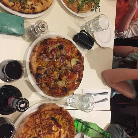 Gennaro's Pizza Restaurant - Restaurants Sydney 0