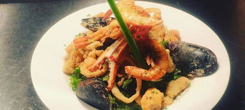 Napoli Wood Fired Pizzeria & Restaurant - Restaurants Sydney 2