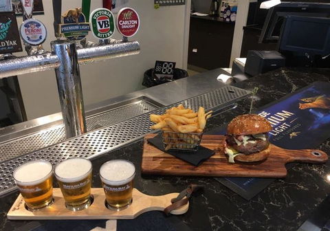 Cardinia Park Hotel - Restaurants Sydney 2