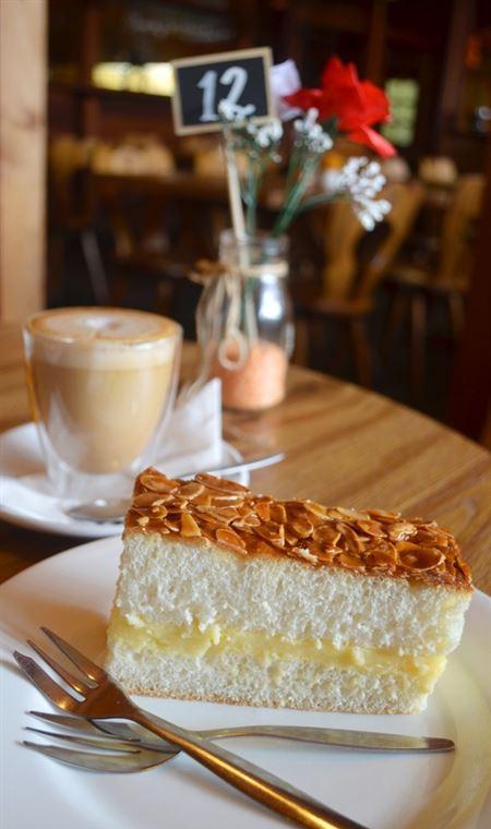 Lyndoch Bakery & Restaurant - Restaurants Sydney 4
