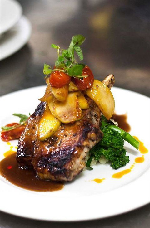 Belluci's Woden - Restaurants Sydney 4