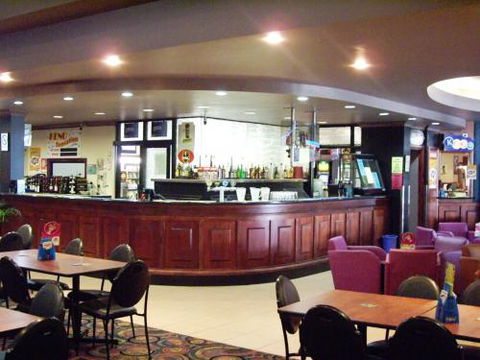 Brothers Leagues Club Innisfail - Restaurants Sydney 2
