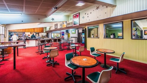 Diggers Tavern & Motel - Restaurants Sydney 0