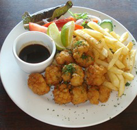 Beachfront Hotel - Restaurants Sydney