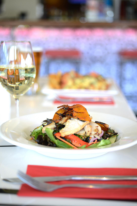 Dolly’s Bar & The Hibiscus Tavern - Restaurants Sydney 4