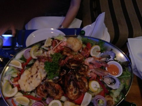 George’s On Broadbeach - Restaurants Sydney 0