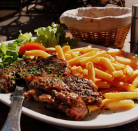 Lake Macquarie Hotel - Restaurants Sydney