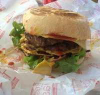 Malibu Burgers - Restaurants Sydney