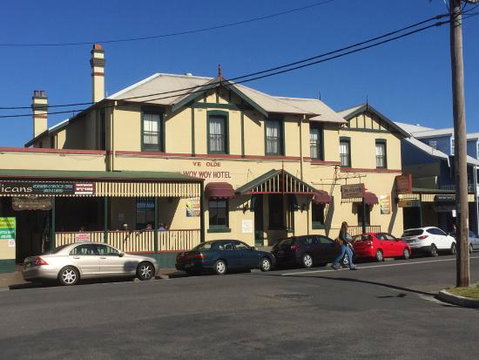The Old Pub–Woy Woy Hotel - Restaurants Sydney 5