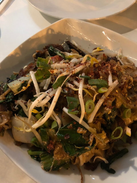 Dhom's Kitchen - Restaurants Sydney 3
