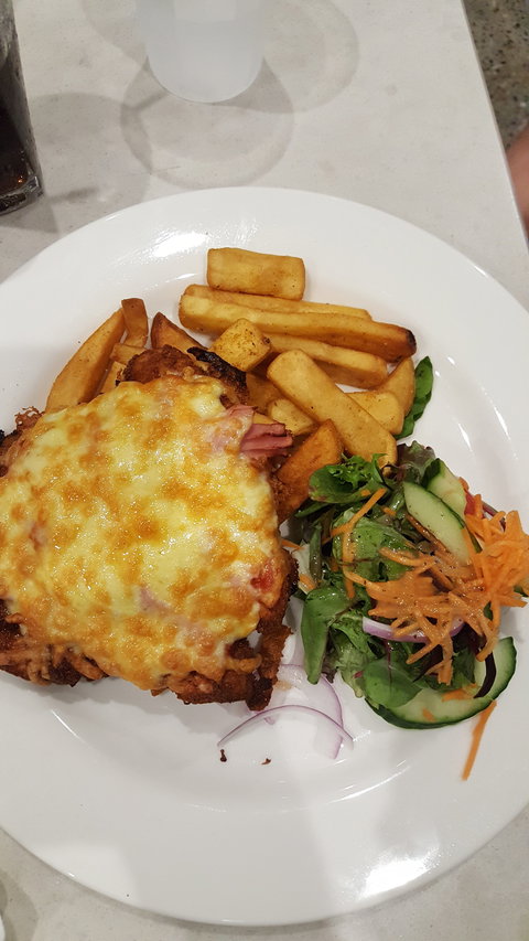 SurfAir Beach Hotel - Restaurants Sydney 6