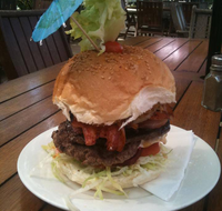 Dingo Beach Hotel - Restaurants Sydney