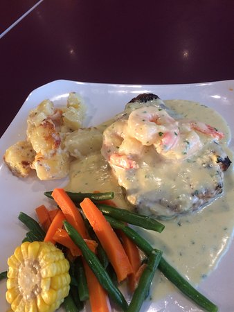 Sporties Tuncurry - Restaurants Sydney 3