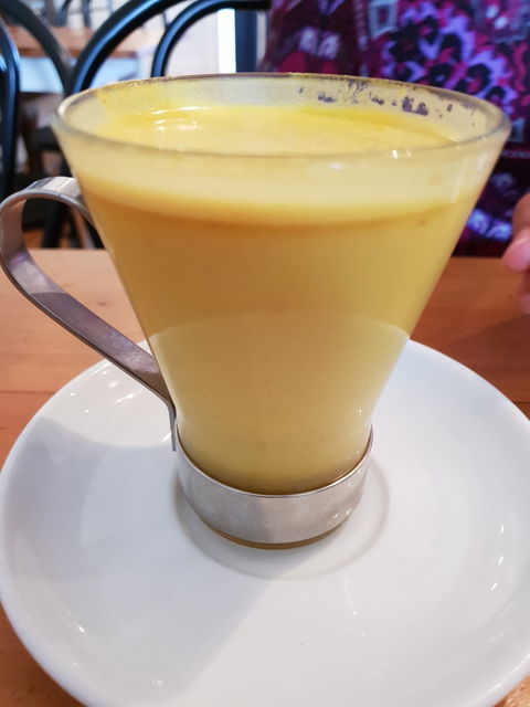 Plum Tucker - Restaurants Sydney 3