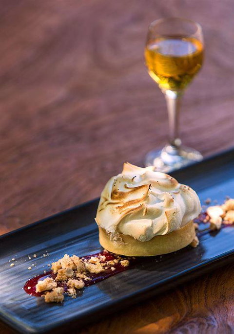 The Deck Poolside Bar & Restaurant - Restaurants Sydney 4