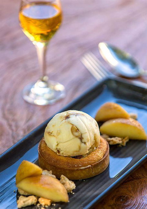 The Deck Poolside Bar & Restaurant - Restaurants Sydney 7