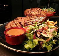 Berry Springs Tavern