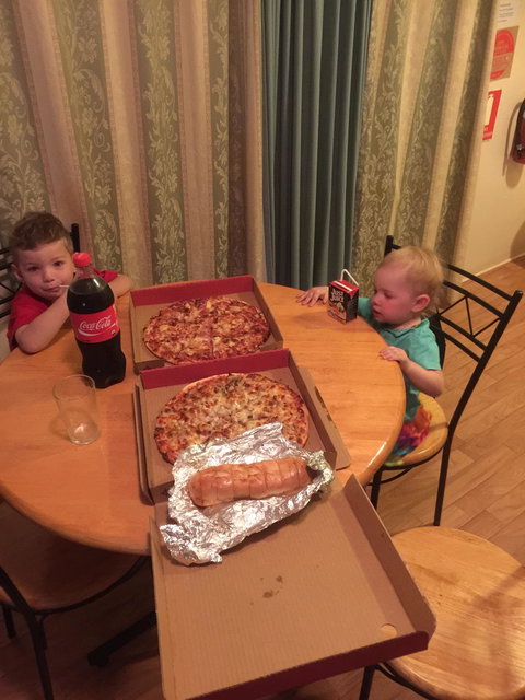 Rocky's Pizza - Restaurants Sydney 7