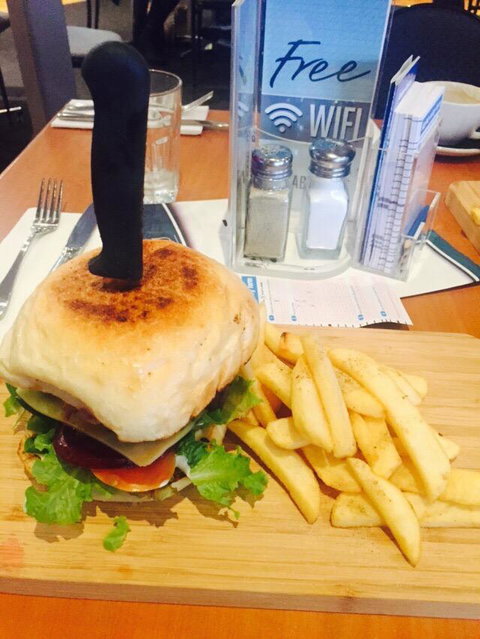 Cooleys Hotel - Restaurants Sydney 2