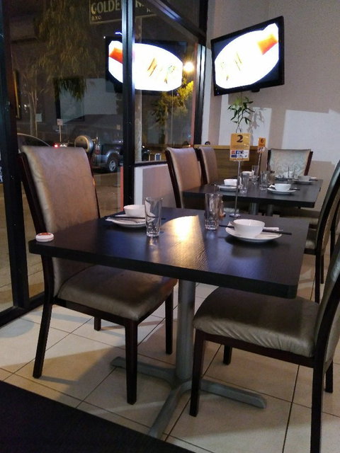 Golden Treasure Restaurant - Restaurants Sydney 3