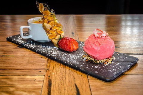 Chicane Bar & Grill - Restaurants Sydney 12