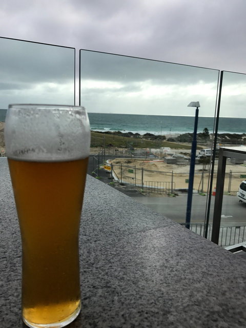 Scarborough Beach Bar - Restaurants Sydney 5