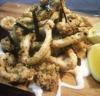 Lakers Tavern - Restaurants Sydney