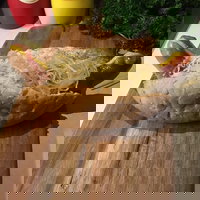 Bratwurst Bude - Sausage Hut