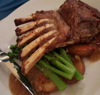 Eljays Restaurant at Comfort Inn Bay of Isles - Restaurants Sydney