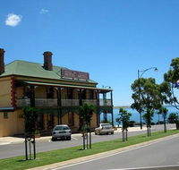 Streaky Bay Hotel - Restaurants Sydney