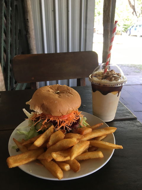 Flaggy Rock Cafe - Restaurants Sydney 1