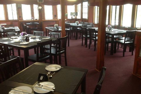 Adelaide Hills Tour With River Murray 3 Hour Lunch Cruise - Restaurants Sydney 0