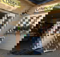 Small Group Adelaide Hills and Hahndorf Hideaway Tour from Adelaide - Restaurants Sydney