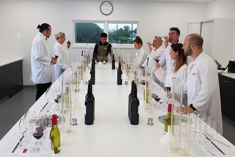 Barossa Valley Indulgence Day Including Make Your Own Blend Experience - Restaurants Sydney 4