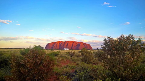 Uluru (Ayers Rock) Sunset Tour - Restaurants Sydney 2